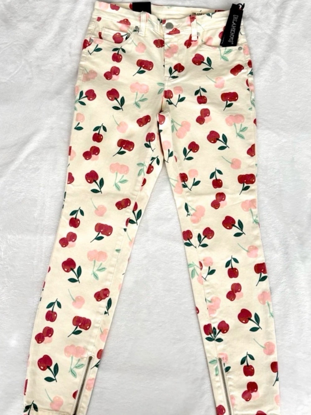 BLANK NYC x Free People The Bond Mid-Rise Skinny Cherry Printed Jeans--NWT--27